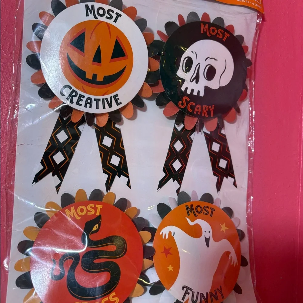 Target 2019 Spooky Halloween Costume Award Ribbons Orange and Black Party Mosts